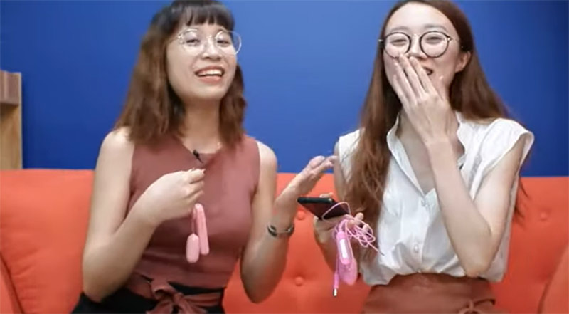 Shop bán trứng rung tình yêu